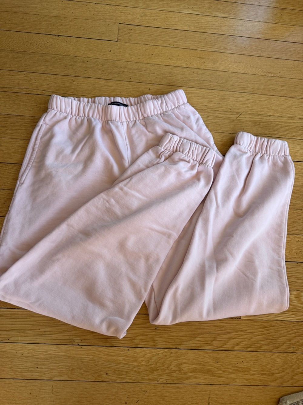 Brandy Melville Pale Pink Elastic Waist Sweatshorts